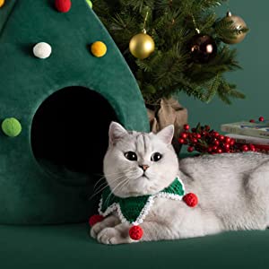 Christmas Tree Shaped Cat Bed